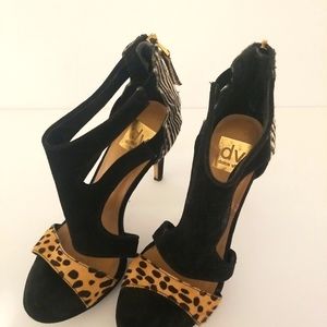 Dolce Vita Suede Open Toe Rear Zip Animal Print High Heel Shoes
